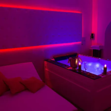 Otel Regis & Wellness Turrivalignani