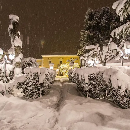 Regis & Wellness Otel Turrivalignani