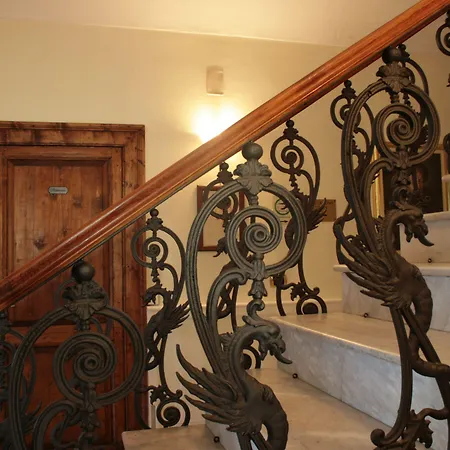 Regis & Wellness Hotel 4*